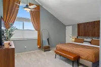 Luxury Home, W/Pool Table; 40 min from Tahoe