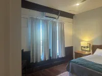 Charming pet-friendly suite in the heart of historic Apalachicola Hotels in Apalachicola