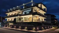 Peloton Inn