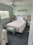 Emerald Isle "The Point Rental  3 bedroom 2 bath.  Ocean view. Hotels near Water Tower Park