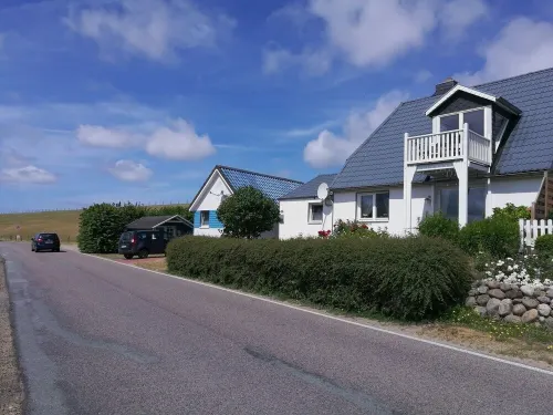 Dyke nest directly on the outer dike with a wonderful view over the north beach فنادق في Nordstrand
