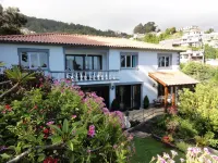 Madeiran Quinta with a wonderful 4000 m2 Botanical Garden with private pool