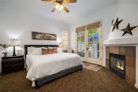 Luxury Legacy Resort Poolside 3BR 5-Star Villa, Mountain Views, 2 Primary Suites - 3-Star