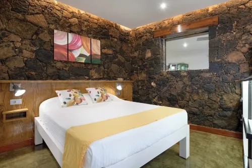 LOS4NOBLES-EL SACHO LODGING