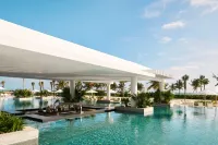 SLS PLAYA MUJERES - Luxury