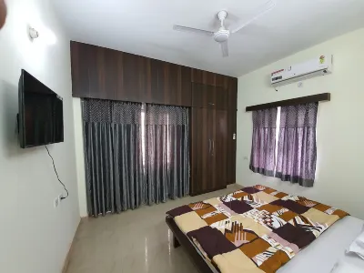 Comfort and cleanliness. Live pure n simple . Connected with high-speed B/band Hotels in 