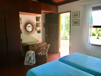 Cozy house, terrace, 50 meters from the beach, kiosk w / barbecue Hotels in Sao Sebastiao