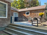 Beautiful 3 BR Cedar Ranch Home with Awesome Master and Cooks Kitchen