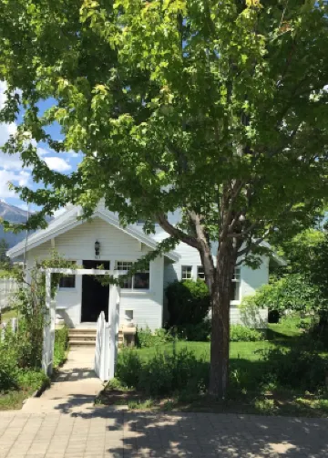 casual elegance in the heart of beautiful downtown Joseph Oregon 約瑟夫酒店