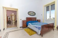 Casa Felicità - In the center of Massa Lubrense - With terrace overlooking the sea