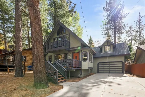 Sunset Chalet - 4-Star