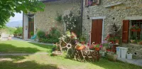 Casa Vrè - in the quiet of the Apennines Hotels near Castello di Viano