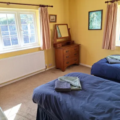 Farm in Quiet Hamlet with horse and sheep Hotels near Knepp Estate - Rewilding Area