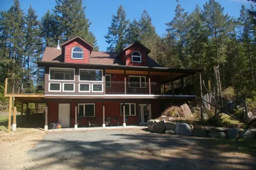 Patio Suite at Kingfisher Pond Guesthouse