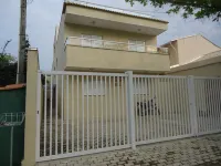 Comfortable rooms 50 meters from the beach.