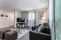 Cute and affordable 3BDR duplex in Overland Park for up to 10 people! Unit #2
