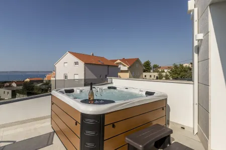 Luxurious Villa "Meri" Отели в г. Opcina Kastela