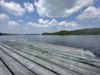 Modern Glass Cottage facing Lake with Hot tub Hotels in Algonquin Highlands