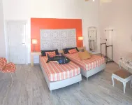 Nira Beach House Eleganc & Charm exclusive pool and sea view