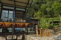2 Charming private cabins in lovely Jericó steps from town