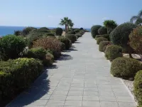 Perfectly located 2 bed Townhouse in the heart of Coral Bay,  sea views