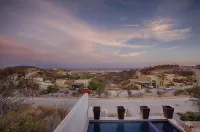 Casa Blanca- Oceanview & Golfcourse Villa