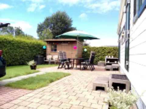 Vacation home 115 with garden, 4p, Franeker, Harlingen, Leeuwarden, Wadden Sea โรงแรมใน