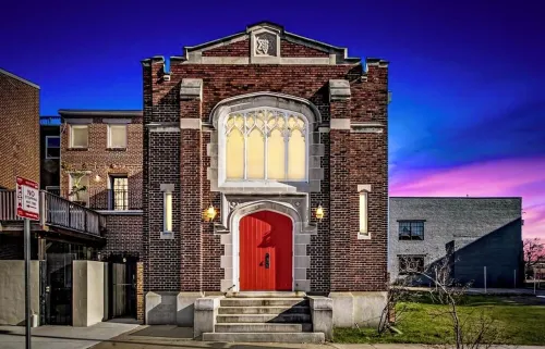 Gorgeous Studio Apt. In Historic Chapel w/ Parking