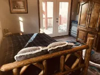 Ultimate Family Vacation Dream in our Cozy Cabin - Perfect for 2-3 Families