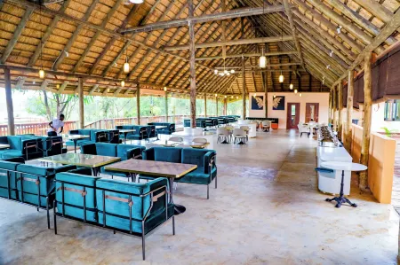Baluba Game Resort Отели в г. Luanshya