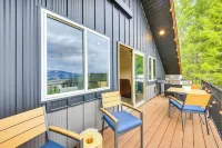 Balcony & Patio w/ Mtn Views! Bonners Ferry Escape - Wifi