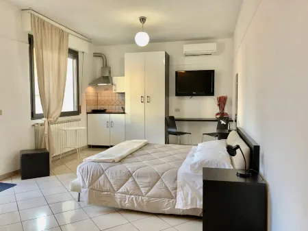 Villa Liliana Отели рядом с достопримечательностью «Bagno Jolly 79»