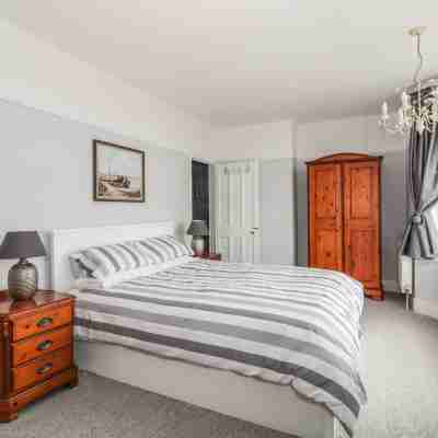 Lighthouse View Rooms