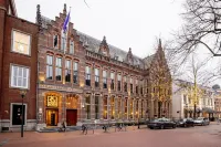 Post-Plaza Hotel & Grand Café Hotel in zona Oude Stadsbegraafplaats