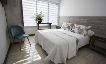 Ari Hotel