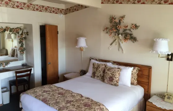 莫羅貝日落汽車旅館