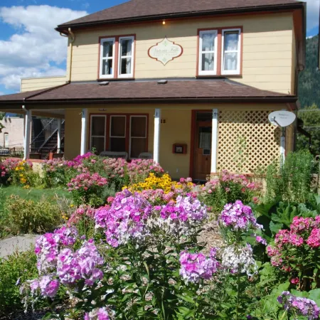 Victoria Falls House