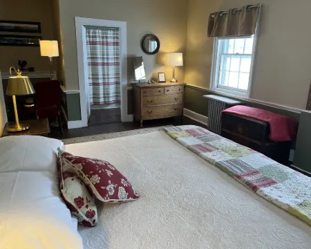 Shoreham Inn Bed & Breakfast Hotels in Addison County