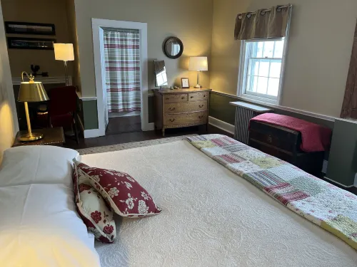 Shoreham Inn Bed & Breakfast Hotels in Ticonderoga