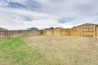 13 Mi to Lackland Afb: San Antonio Home! - Country Houses