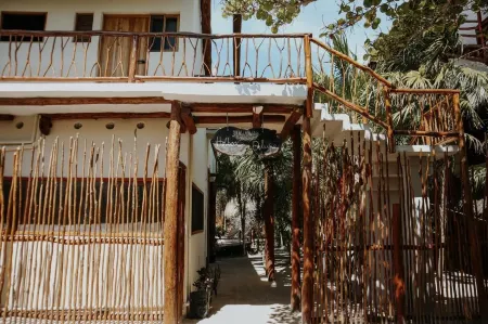 Holbox Deluxe Apartments Отели в г. Ольбокс