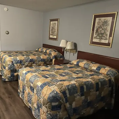 Budget Host Three Crowns Motor Lodge Hotels near David Wills House