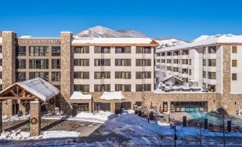 Grand Lodge Condo in the Heart of Mt Crested Butte 1 Bedroom Condo - No Cleaning Fee! by RedAwning