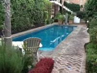 Casa Flores Bed & Breakfast - 泳池