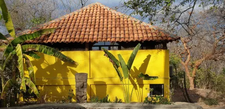 San Simian Lodge Отели в г. El Zopilote