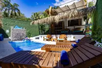 Shark Town Mal Pais Hotels in Malpais
