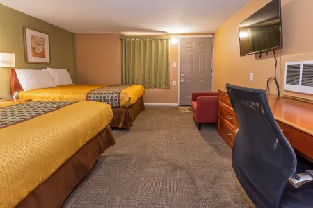 Town Motel Отели рядом с достопримечательностью «Парк Тилликум»