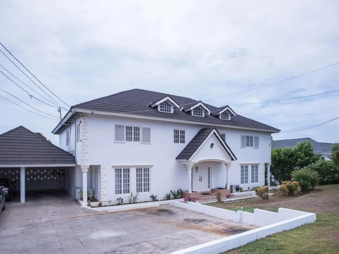 Lawrence Pool House - Montego Bay