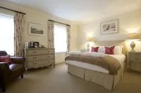 The Royal Oak, Yattendon فنادق في Midgham
