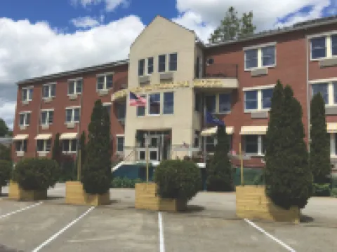 Camden Riverhouse Hotel and Inn